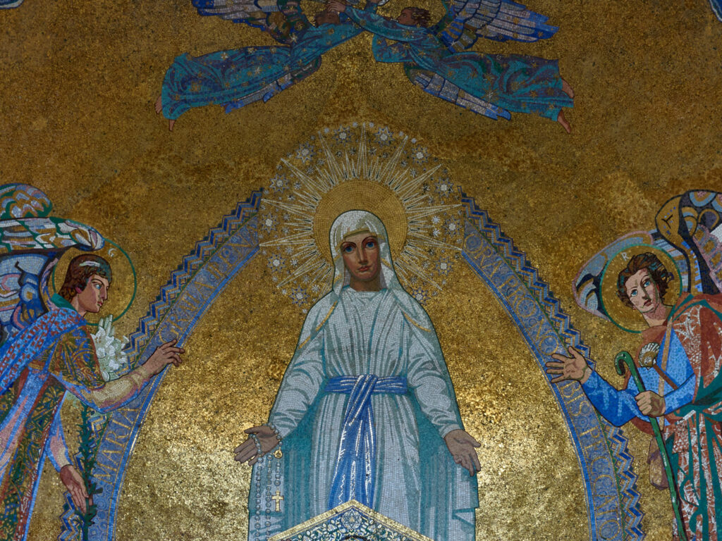Notre Dame de Lourdes